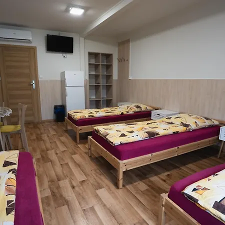 Noclegi 호스텔 루다 실롱스카