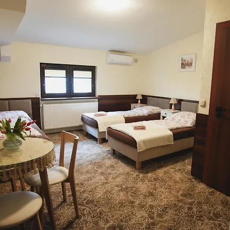 Hostel Noclegi