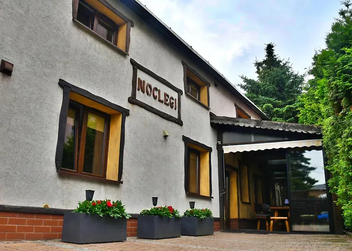 Noclegi Auberge de jeunesse *
